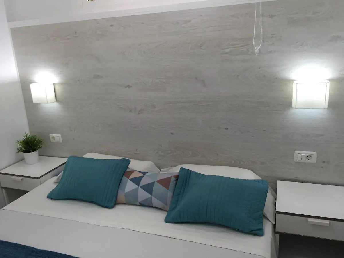 Delicious Los Cristianos,2Bdr 2Bathr Beachclose Apartment Los Cristianos (Tenerife)