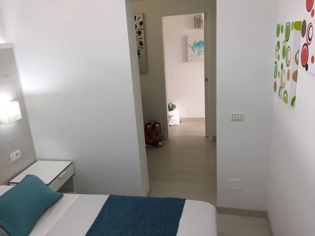 Delicious Los Cristianos,2Bdr 2Bathr Beachclose